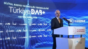 dab yayın başladı, Ulaştırma ve Altyapı Bakanı Abdülkadir Uraloğlu, çamlıca kule,